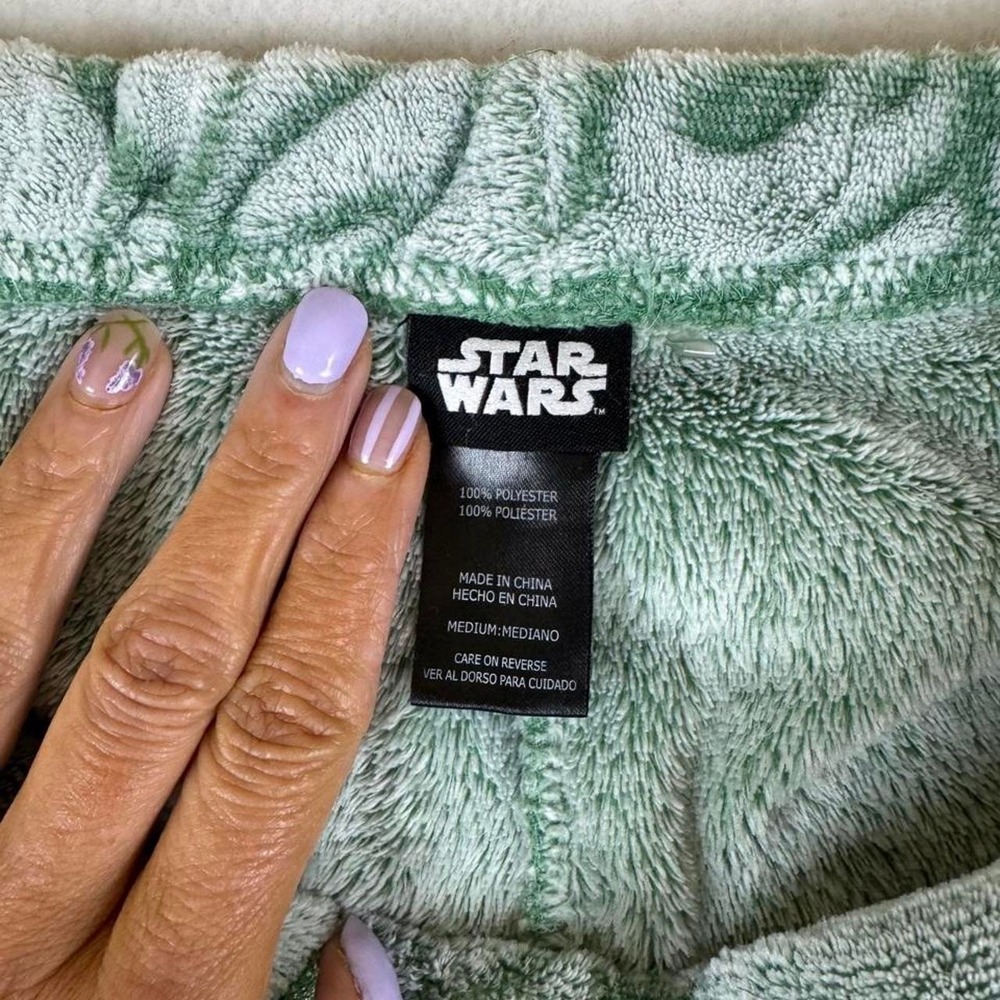 Star Wars Grogu (Baby Yoda) woman's pajamas Size M - Picture 6 of 6